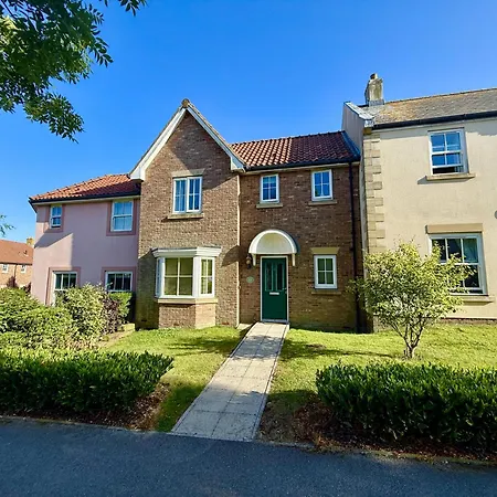 Snowdrop - Part Of The The Bay Village With Pool, Gym And Direct Access, Pub, Restaurant, Tennis And Meadows Walks 法利