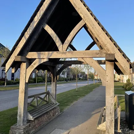 Holiday home Snowdrop - Part Of The The Bay Village With Pool, Gym And Direct Access, Pub, Restaurant, Tennis And Meadows Walks Filey