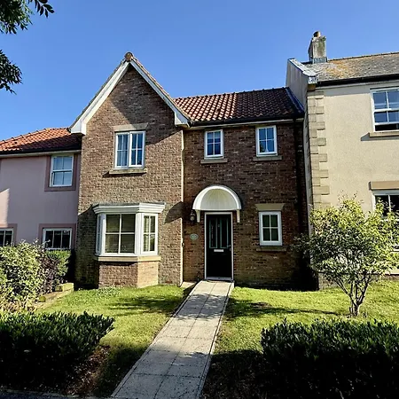 Snowdrop - Part Of The The Bay Village With Pool, Gym And Direct Access, Pub, Restaurant, Tennis And Meadows Walks Dom wakacyjny Filey